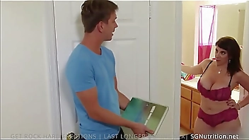 I Accidentally Fucked My Stepmom